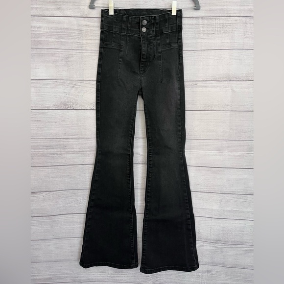 We The Free | Jayde Flare Jeans - Picture 2 of 7